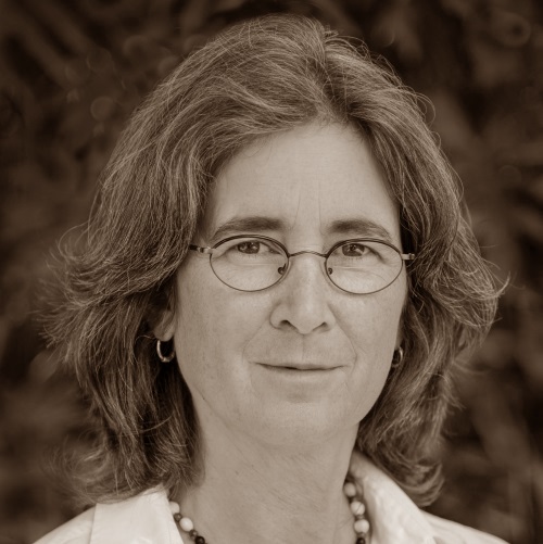 Dr Cynthia Lane